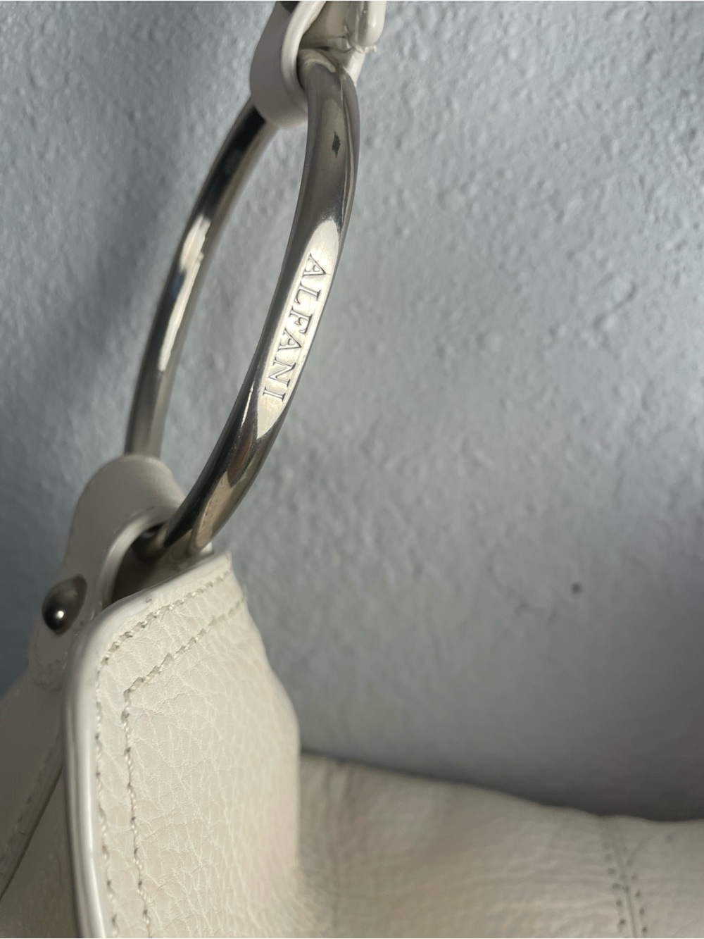 Alfani Genuine Learher Ivory Hobo Shoulder Bag Tassel Silver Ring - Picture 4 of 10